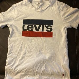Levis Shirt
